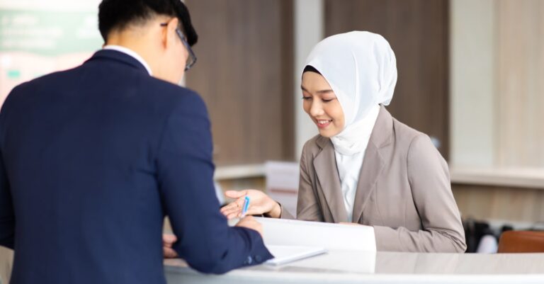 Karier dalam Industri Pariwisata: Panduan Lengkap, Jenjang Pekerjaan, Keterampilan, dan Strategi Membangun Karier Sukses di Sektor Pariwisata, Perhotelan, dan Travel Modern