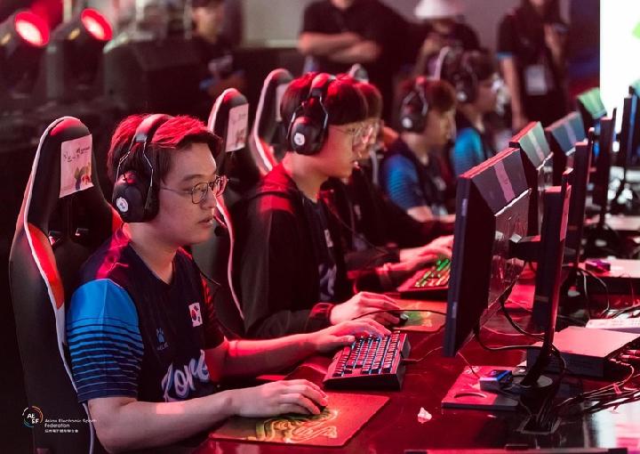 Pertandingan E-Sport Tingkat Asia 2025: Hasil Turnamen, Sorotan Tim dan Pemain, Strategi Kompetitif, Game Populer, Analisis Skill, dan Dampak Kemenangan terhadap Klasemen Regional dan Internasional