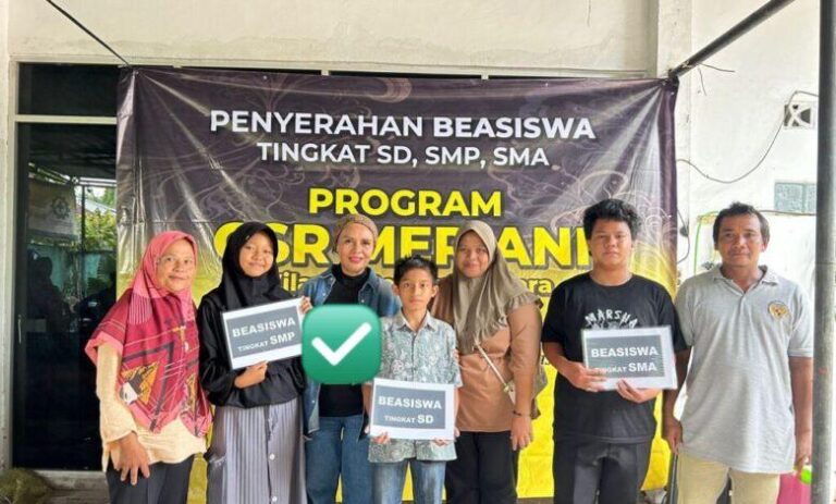 Program Beasiswa untuk Pelajar: Jenis, Persyaratan, dan Manfaatnya dalam Mendukung Pendidikan Berkualitas, Meningkatkan Motivasi Belajar, serta Memberikan Kesempatan Siswa Berprestasi untuk Mengakses Pendidikan Tinggi tanpa Beban Biaya